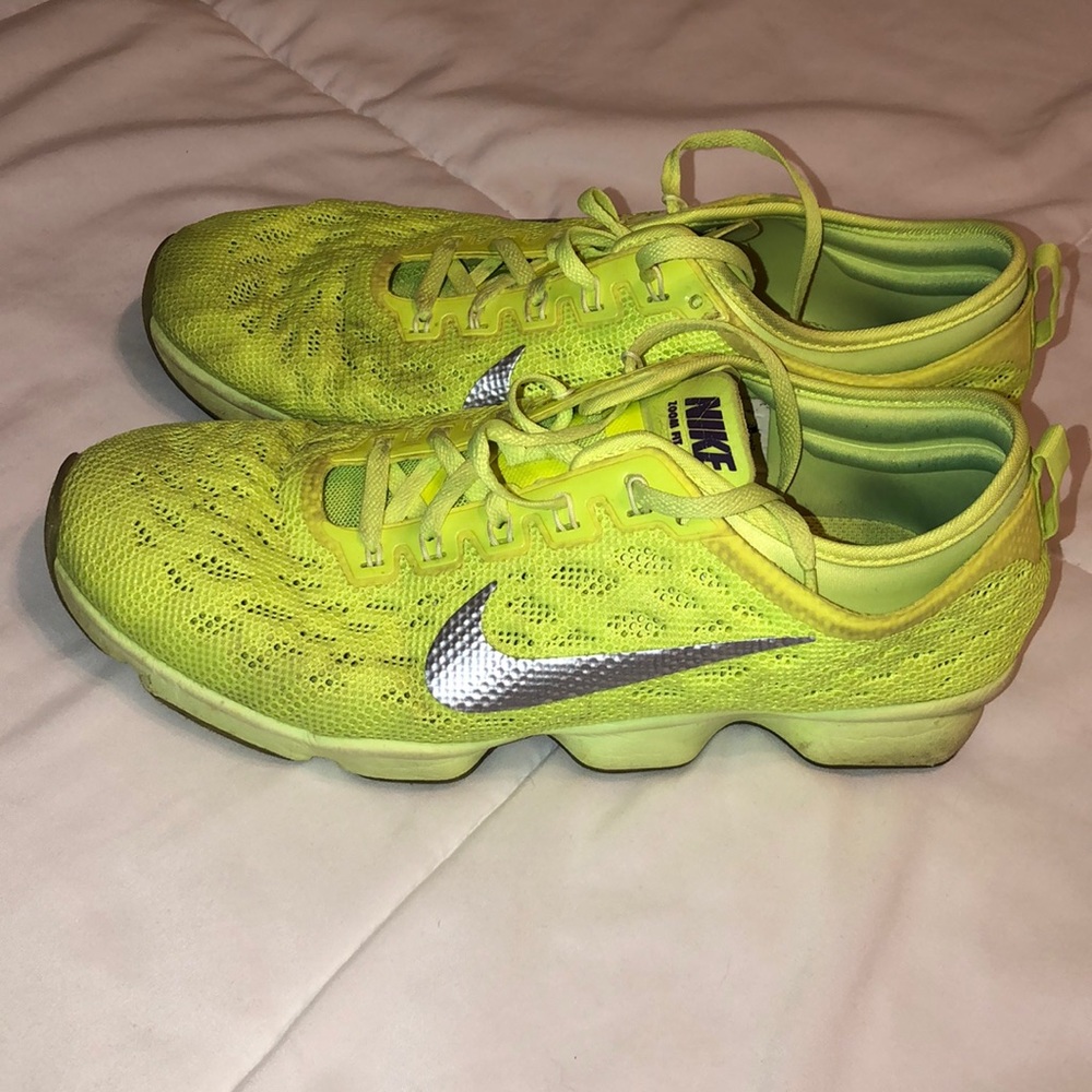Nike Zoom fit agility shoes